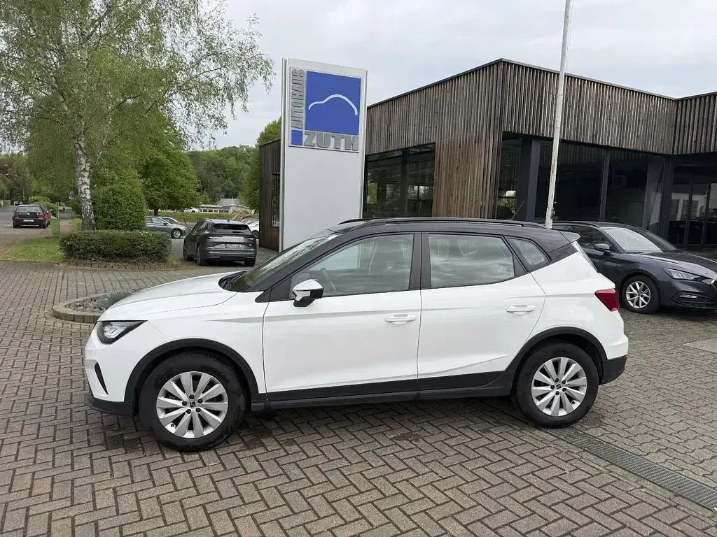 Gebraucht Seat Arona Style 95 PS (69 kW) 2022 Weiß SUV