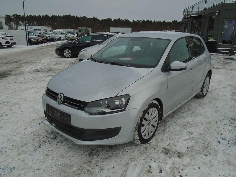 Gebraucht VW Polo Comfortline 90 PS (66 kW) 2011 Silber Limousine