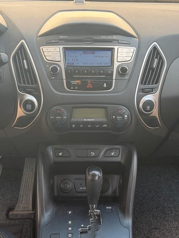 Gebraucht Hyundai Tucson 163 PS (119 kW) 2013 Andere farben SUV