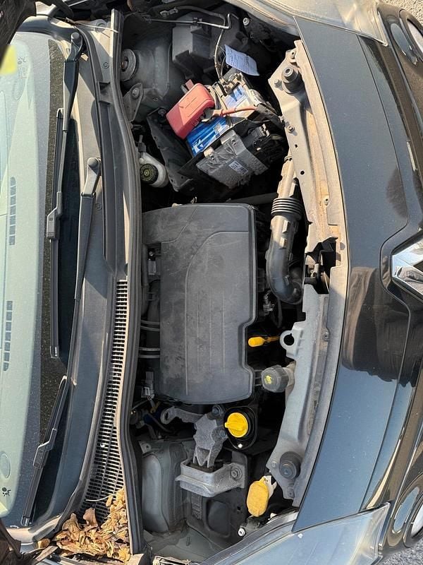 Gebraucht Renault Twingo 75 PS (55 kW) 2013 Schwarz Kleinwagen