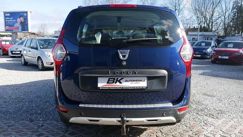 Gebraucht Dacia Lodgy 109 PS (80 kW) 2019 Blau Van / Kleinbus