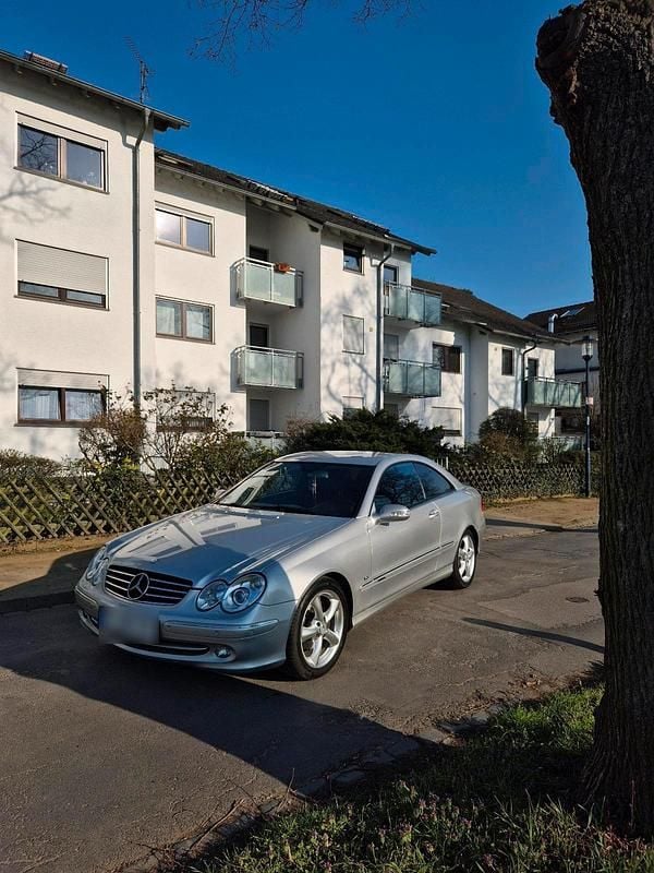 Gebraucht Mercedes CLK320 218 PS (160 kW) 2002 Silber Coupé