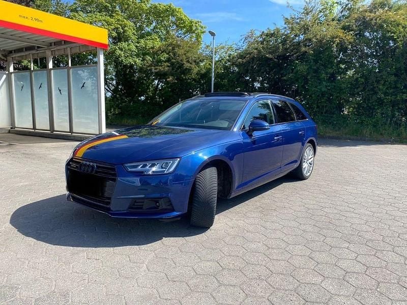 Blau Gebraucht 2017 Audi A4 Comfort Kombi | 17.999 € (Fairer Preis) - Bild 1/4