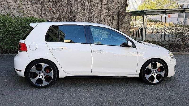 Gebraucht VW Golf VI GTI 211 PS (155 kW) 2011 Weiß Kleinwagen