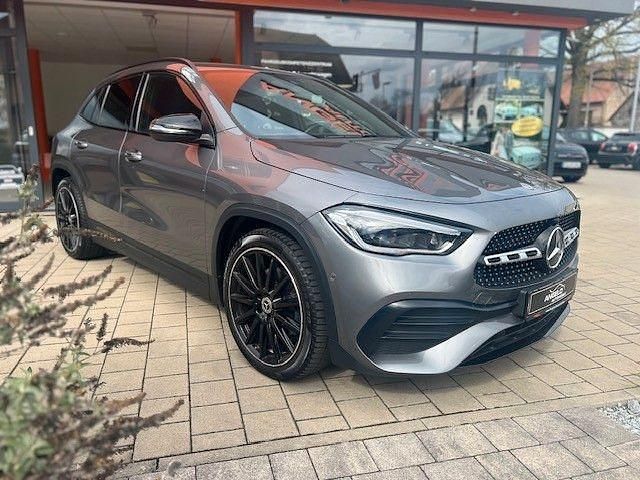 Gebraucht Mercedes GLA220 AMG 190 PS (139 kW) 2023 Grau SUV