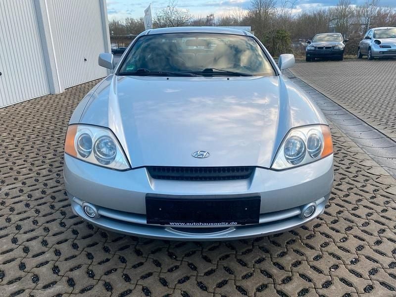 Gebraucht Hyundai Coupé 167 PS (122 kW) 2002 Silber Coupé