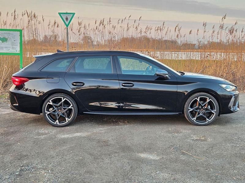 Gebraucht Cupra Leon 150 PS (110 kW) 2024 Schwarz Kombi