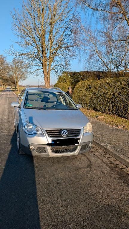 Silber Gebraucht 2006 VW Polo Cross Kleinwagen | 2.200 € - Bild 1/4