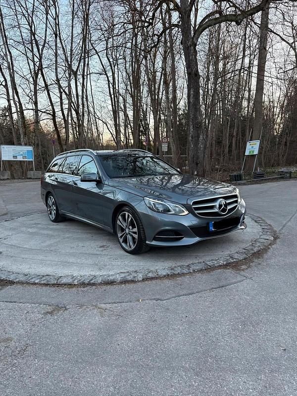 Gebraucht Mercedes E350 258 PS (189 kW) 2016 Grau Kombi