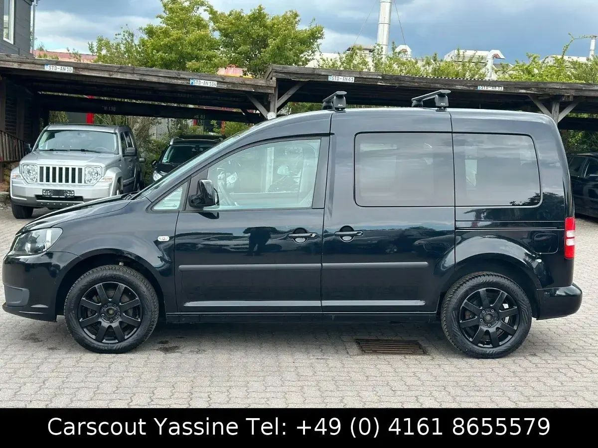 Gebraucht VW Caddy Trendline 102 PS (75 kW) 2014 Schwarz Van / Kleinbus