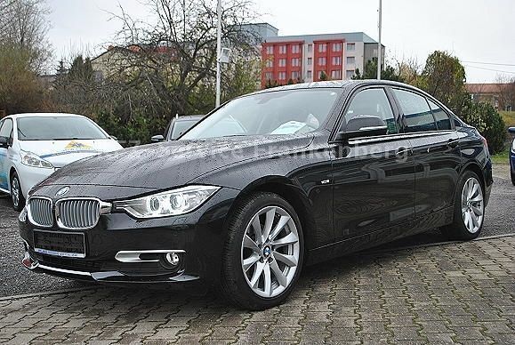 Schwarz metallic Gebraucht 2012 BMW 320 Comfort Edition Limousine | 26.990 € - Bild 1/4