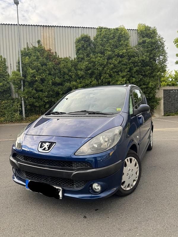 Blau Gebraucht 2007 Peugeot 1007 Kleinwagen | 2.150 € (Guter Preis) - Bild 1/4