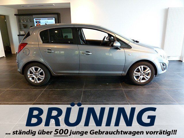Gebraucht Opel Corsa Innovation 101 PS (74 kW) 2014 Silber metallic Kleinwagen