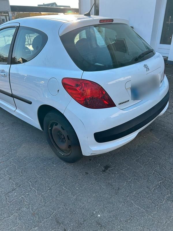 Gebraucht Peugeot 207 2009 Weiß Kleinwagen