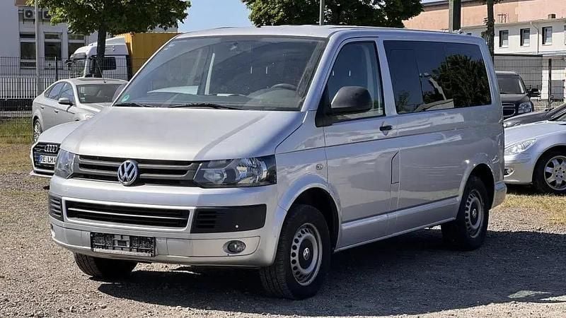 Gebraucht VW T5 140 PS (102 kW) 2013 Silber reflexsilber metallic Van