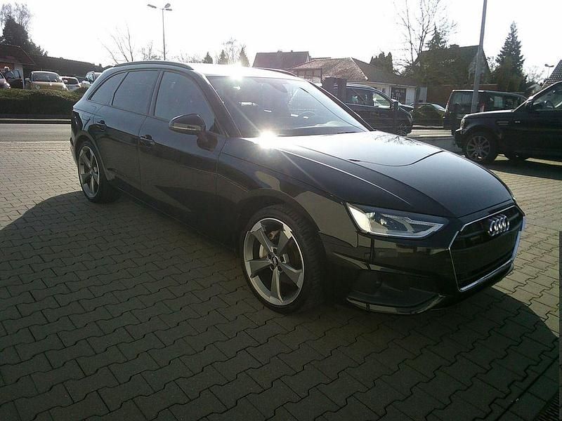 Gebraucht Audi A4 S-Line 190 PS (139 kW) 2020 Schwarz Kombi