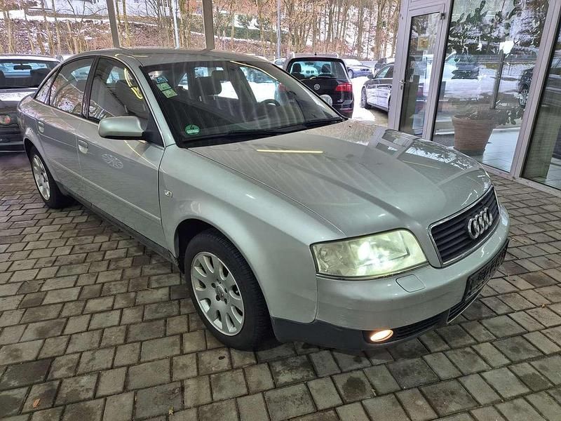 Usado Audi A6 170 HP (125 kW) 2003 Prateado Sedan