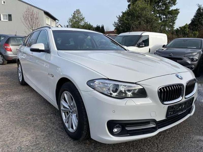 Gebraucht BMW 520 184 PS (135 kW) 2013 Alpinweiss iii Kombi