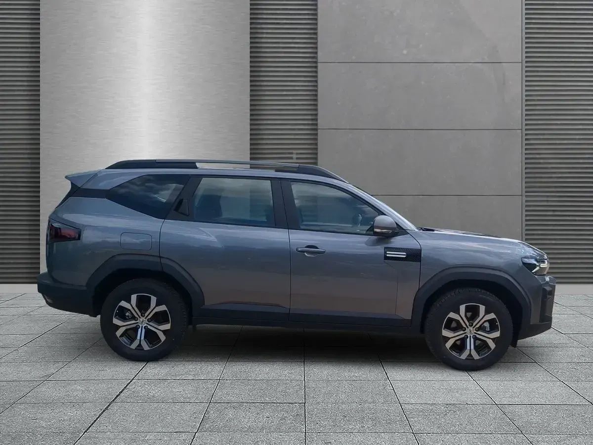 Neu Dacia Bigster Expression 154 PS (113 kW) 2026 Grau (dolomitgrau) SUV