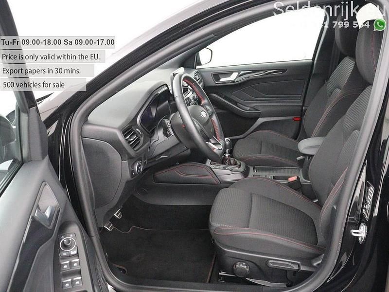 Gebraucht Ford Focus ST-Line X 125 PS (91 kW) 2021 Schwarz Limousine