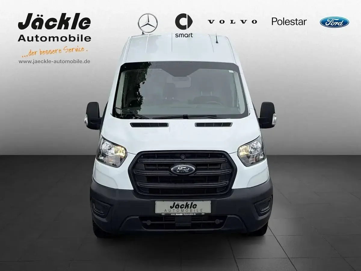 Gebraucht Ford Transit Basis 131 PS (96 kW) 2022 Frostweiß Van