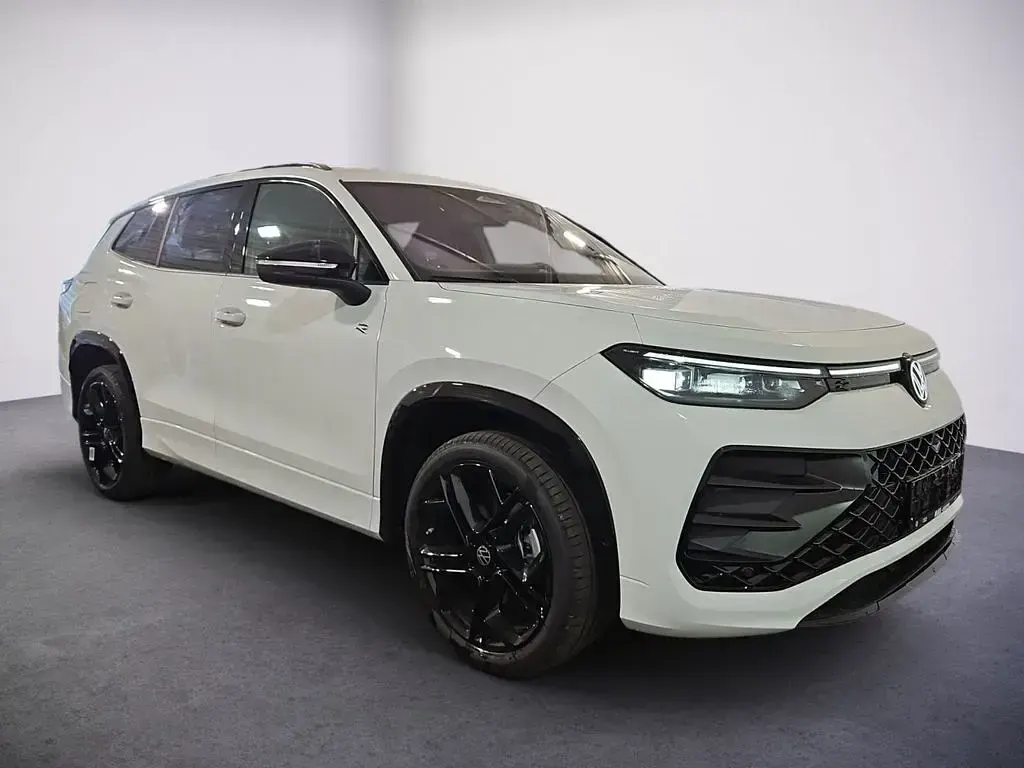 Gebraucht VW Tayron R-line 272 PS (200 kW) 2026 Weiß SUV