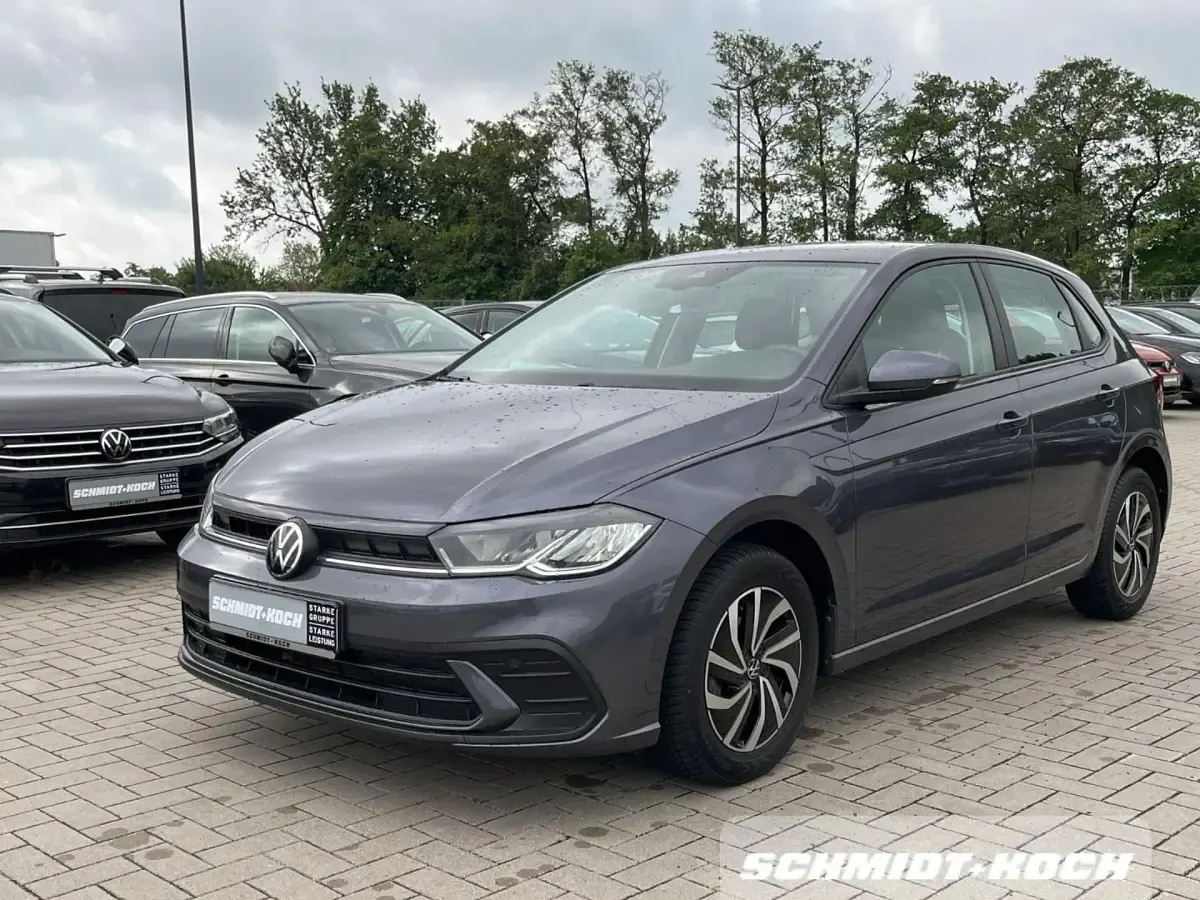 Gebraucht VW Polo Basis 95 PS (69 kW) 2022 Grau Kleinwagen