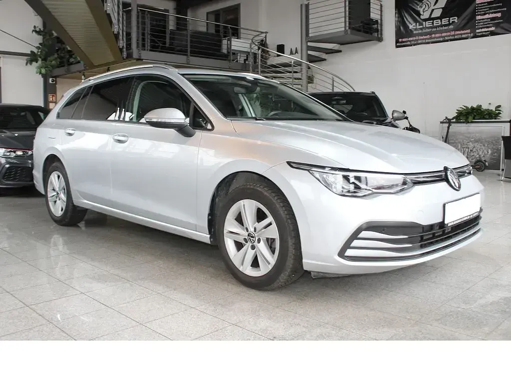 Usata VW Golf VIII Life 150 CV (110 kW) 2023 Argento Station wagon