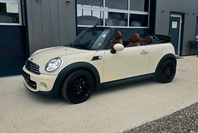 Weiß Gebraucht 2013 Mini Cooper Cabriolet Cabrio | 7.300 € (Fairer Preis) - Bild 1/4