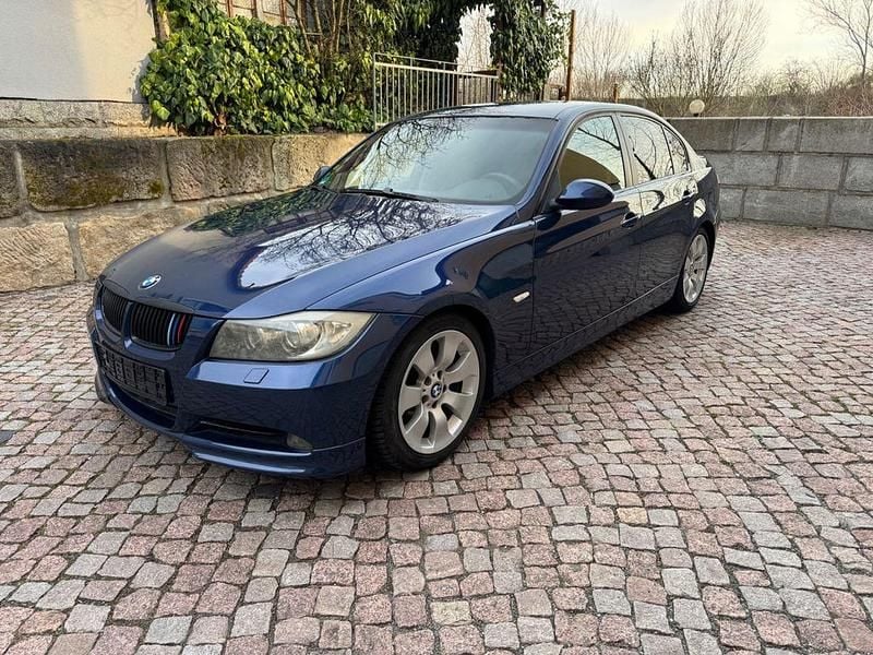 Gebraucht BMW 330 Performance 258 PS (189 kW) 2006 Blau Limousine