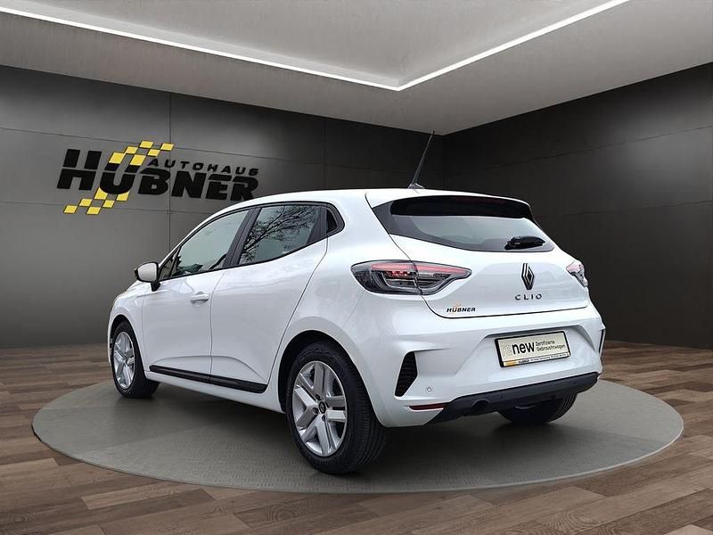 Gebraucht Renault Clio V Evolution 91 PS (66 kW) 2024 Weiß Limousine