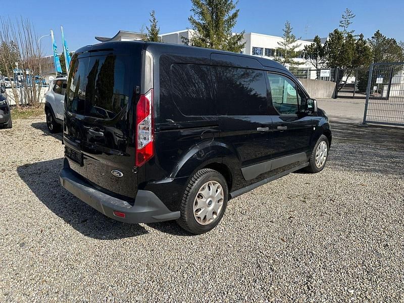 Gebraucht Ford Transit Connect 95 PS (69 kW) 2015 Schwarz Van / Kleinbus