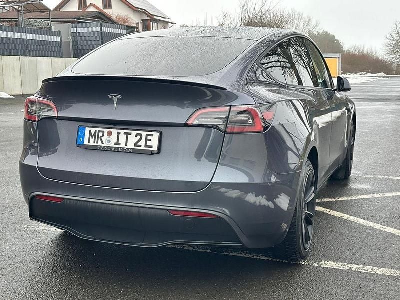 Gebraucht Tesla Model Y Standard Range 219 kW (299 PS) 2023 Grau SUV