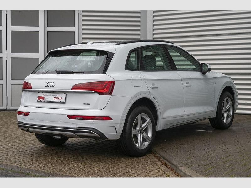 Gebraucht Audi Q5 Advanced 265 PS (194 kW) 2022 Gletscherweiß metallic SUV
