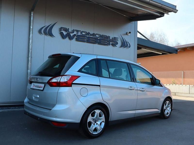 Gebraucht Ford Grand C-Max Trend 116 PS (85 kW) 2012 Silber Van / Kleinbus