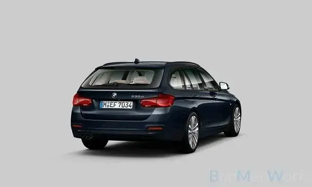 Gebraucht BMW 330 Sport Line 258 PS (189 kW) 2016 Blau Limousine