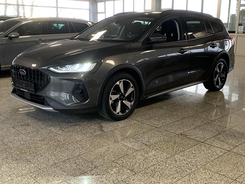 Gebraucht Ford Focus Active X 125 PS (91 kW) 2022 Grau, metallic