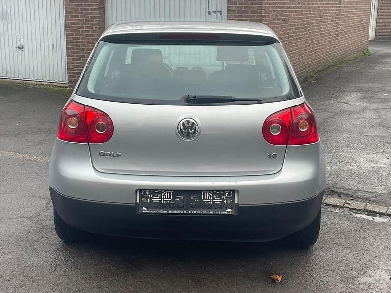 Gebraucht VW Golf IV 102 PS (75 kW) 2004 Silber Limousine