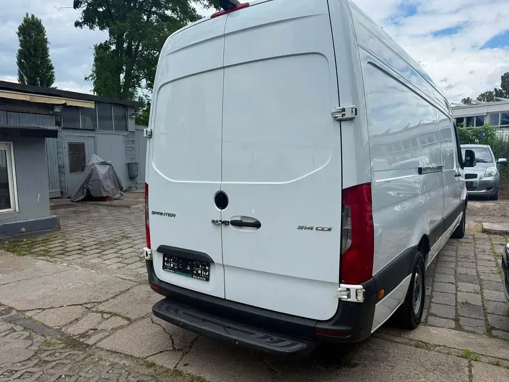 Gebraucht Mercedes Sprinter 143 PS (105 kW) 2019 Weiß Van