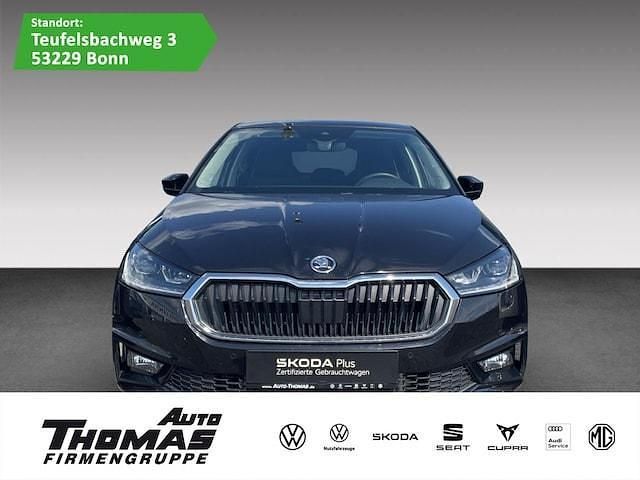 Schwarzmagic perleffekt Gebraucht 2024 Skoda Fabia Drive Limousine | 24.880 € (Fairer Preis) - Bild 1/2