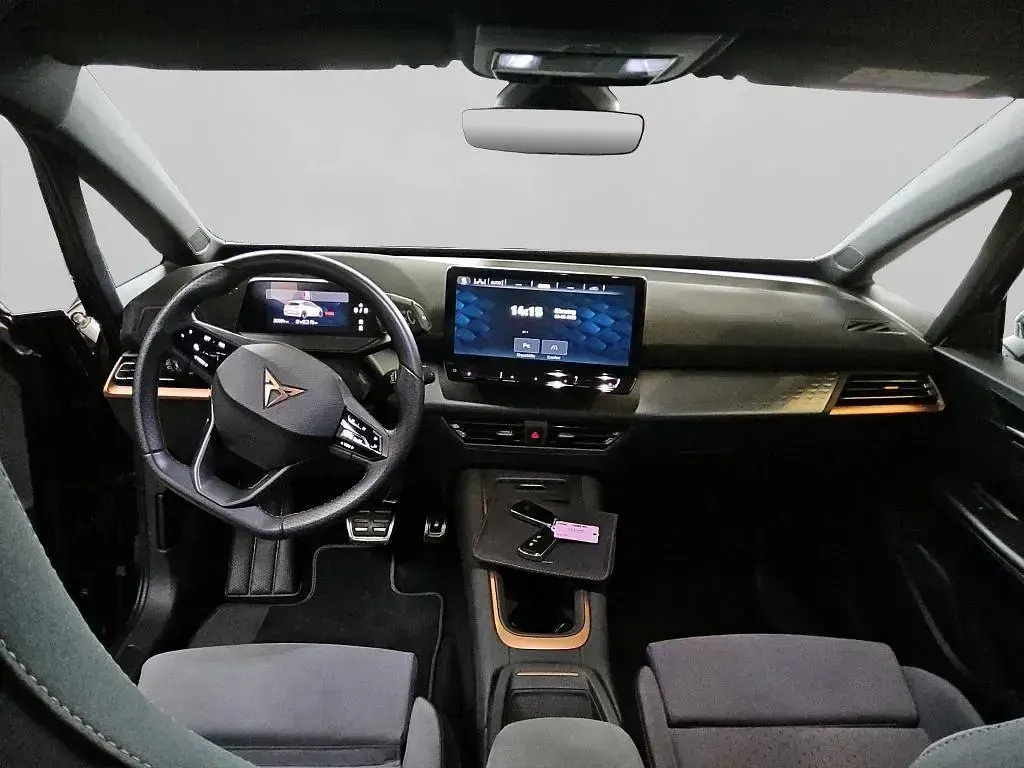 Second-hand Cupra Born 150 kW (204 CP) 2024 Gri Hatchback