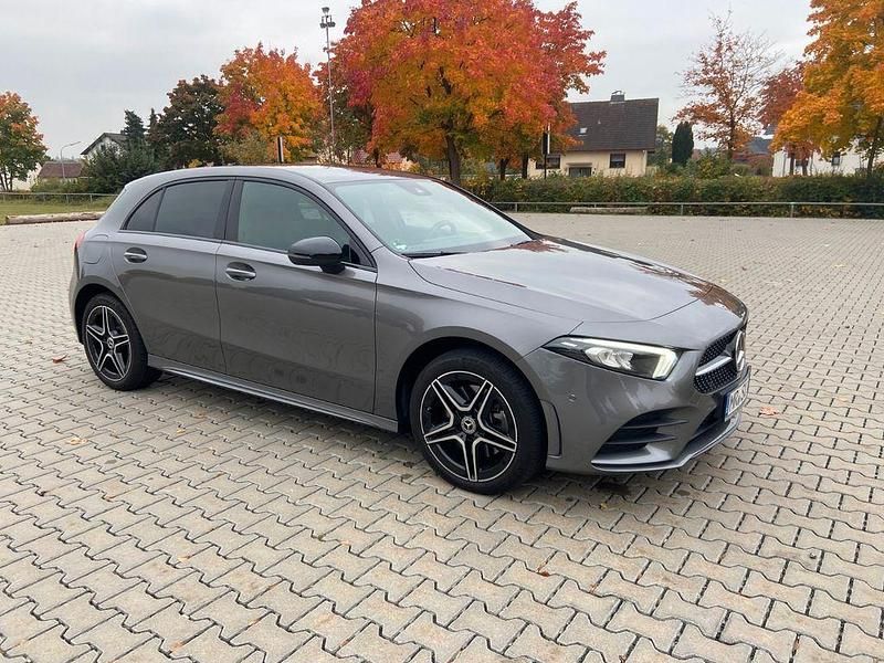 Gebraucht Mercedes A250 AMG 218 PS (160 kW) 2022 Grau Limousine