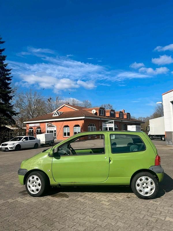Gebraucht Renault Twingo 58 PS (42 kW) 2002 Grün Kleinwagen