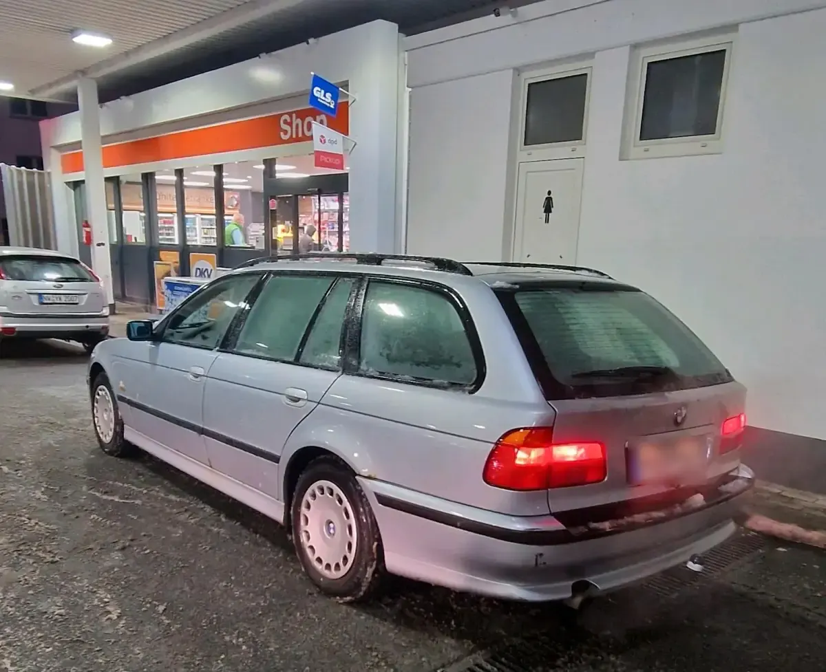 Second-hand BMW 520 150 CP (110 kW) 1998 Argintiu Break
