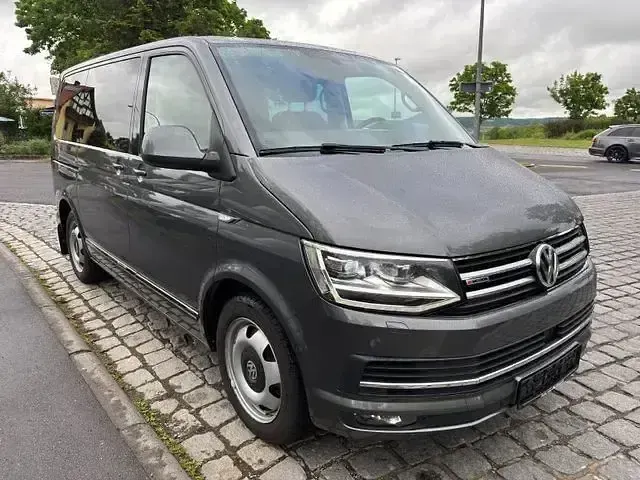Używany VW Multivan Generation Six 390 KM (286 kW) 2016 Szary Minivan