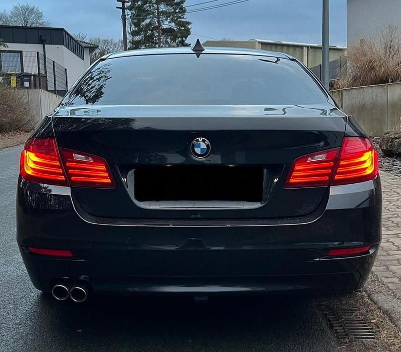 Gebraucht BMW 520 184 PS (135 kW) 2014 Schwarz Limousine