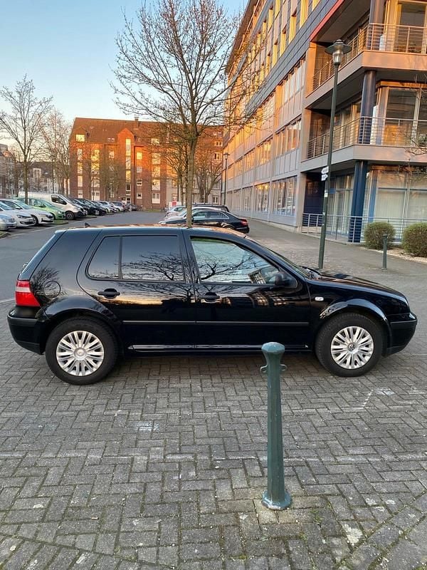 Gebraucht VW Golf IV 101 PS (74 kW) 2003 Schwarz Kleinwagen
