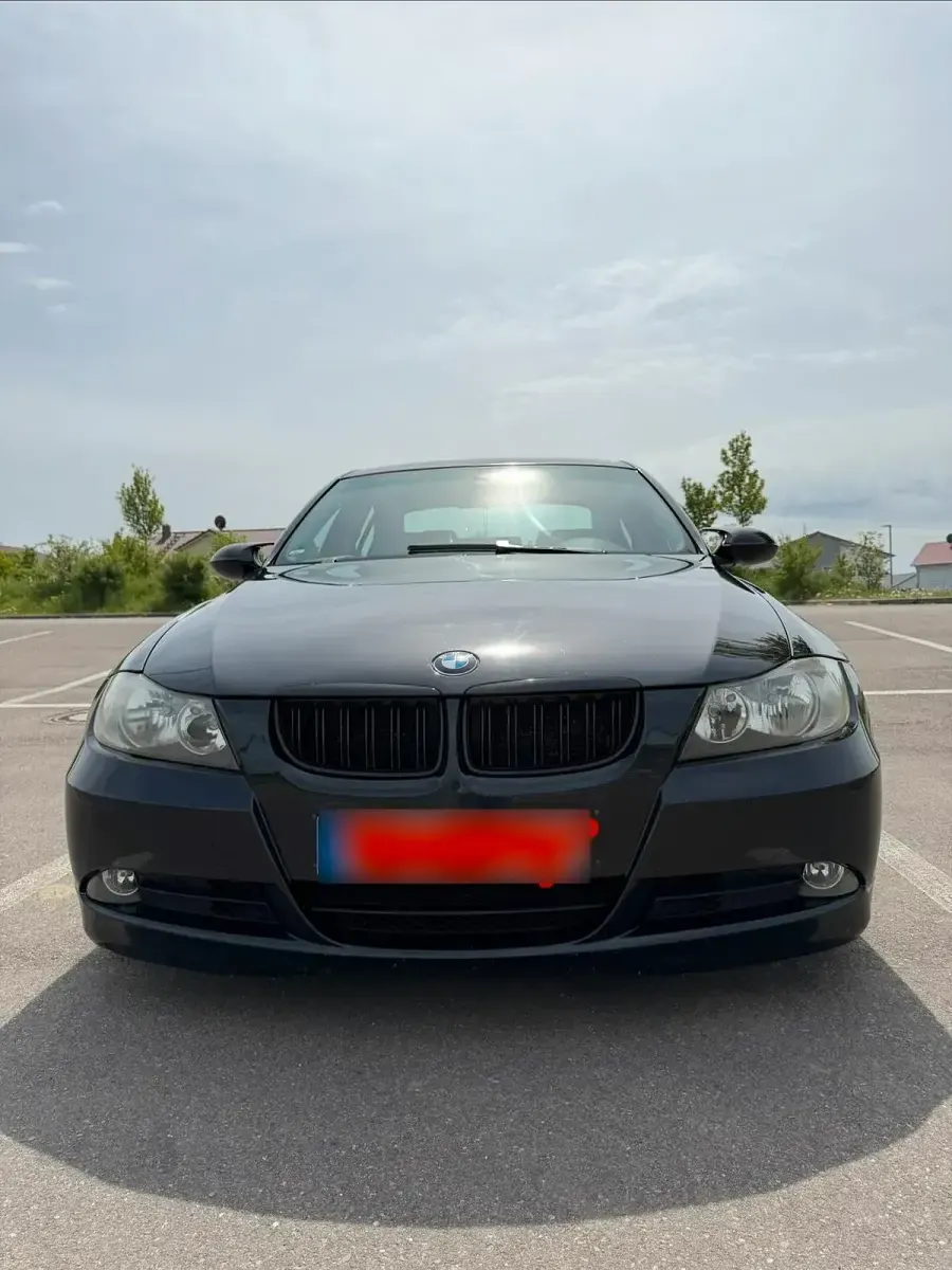 Brugt BMW 325 218 HK (160 kW) 2005 Sort Sedan