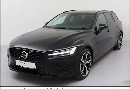 Gebraucht Volvo V60 Ultra 455 PS (334 kW) 2025 Schwarz Kombi