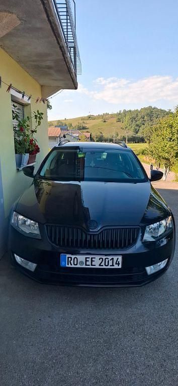 Schwarz Gebraucht 2014 Skoda Octavia Style Kombi | 7.000 € (Teuer) - Bild 1/4